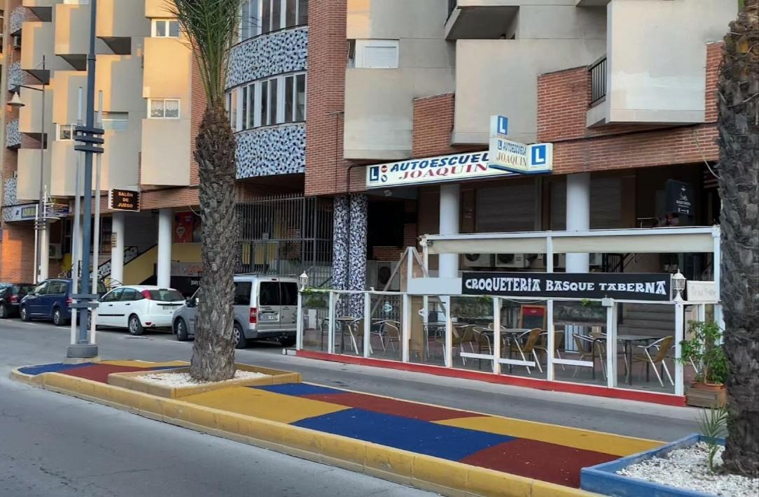 Studio Apartment Santana Habaneras - 18 At Beach With Garage, Pool And Lift Torrevieja Exterior photo