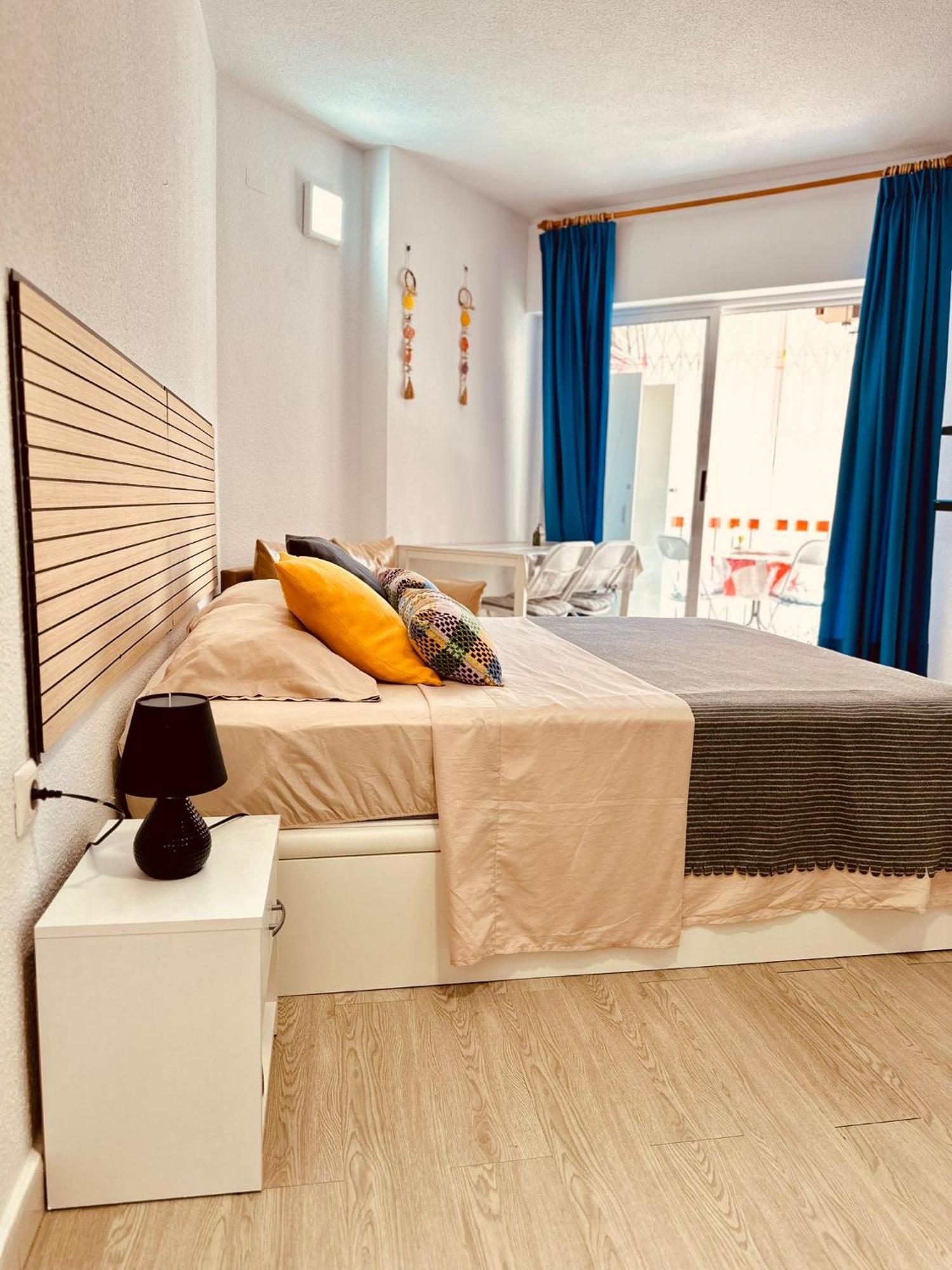 Studio Apartment Santana Habaneras - 18 At Beach With Garage, Pool And Lift Torrevieja Exterior photo